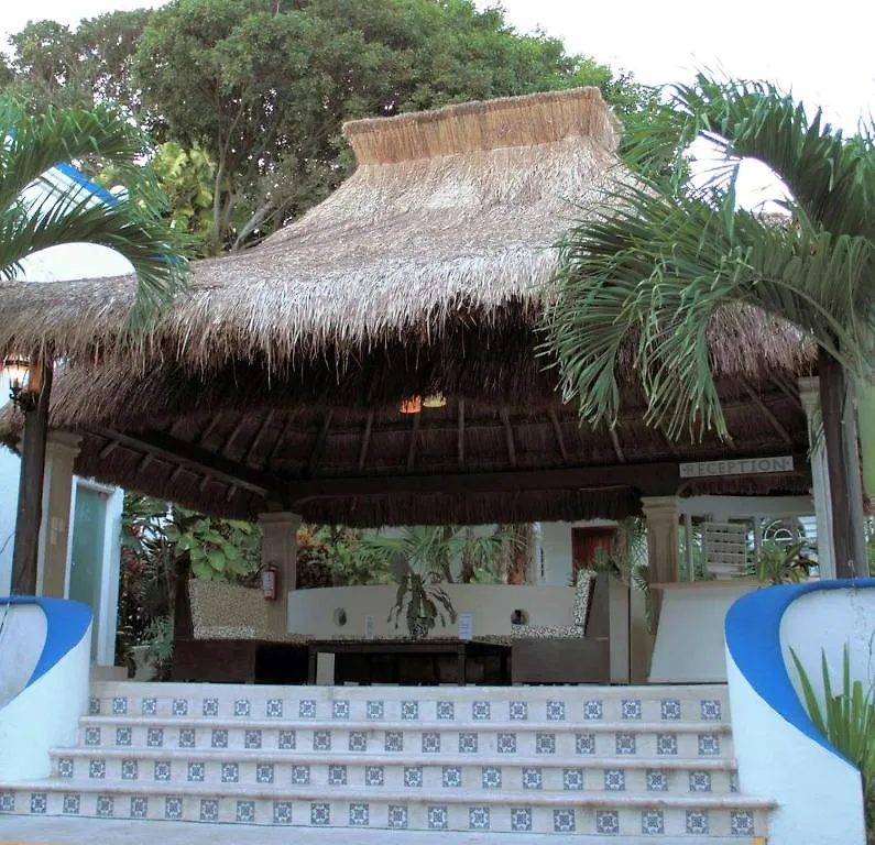 Tropical Casablanca Party Zone Hotel Playa del Carmen